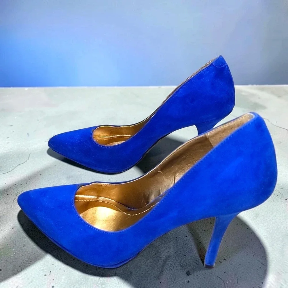BCBGeneration Pumps Shoes 8.5 Womens Blue Suede Pointed Toe High Heels Stiletto